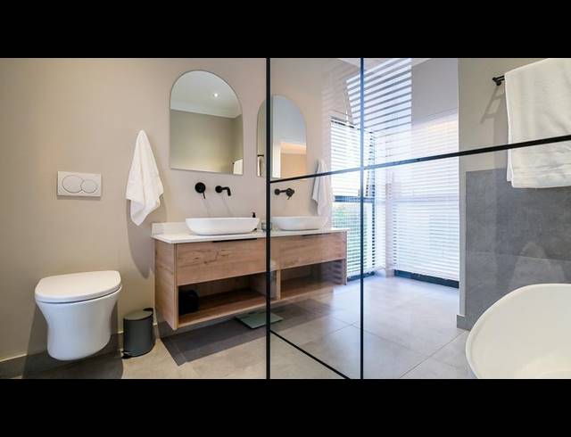 3 BEDROOM HOUSE FOR SALE IN WILDERNESS CENTRAL